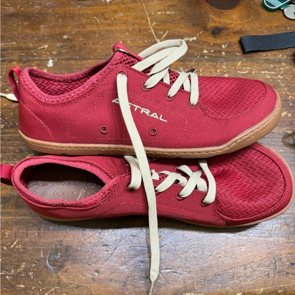 Astral Shoes - Picture 2 of 3